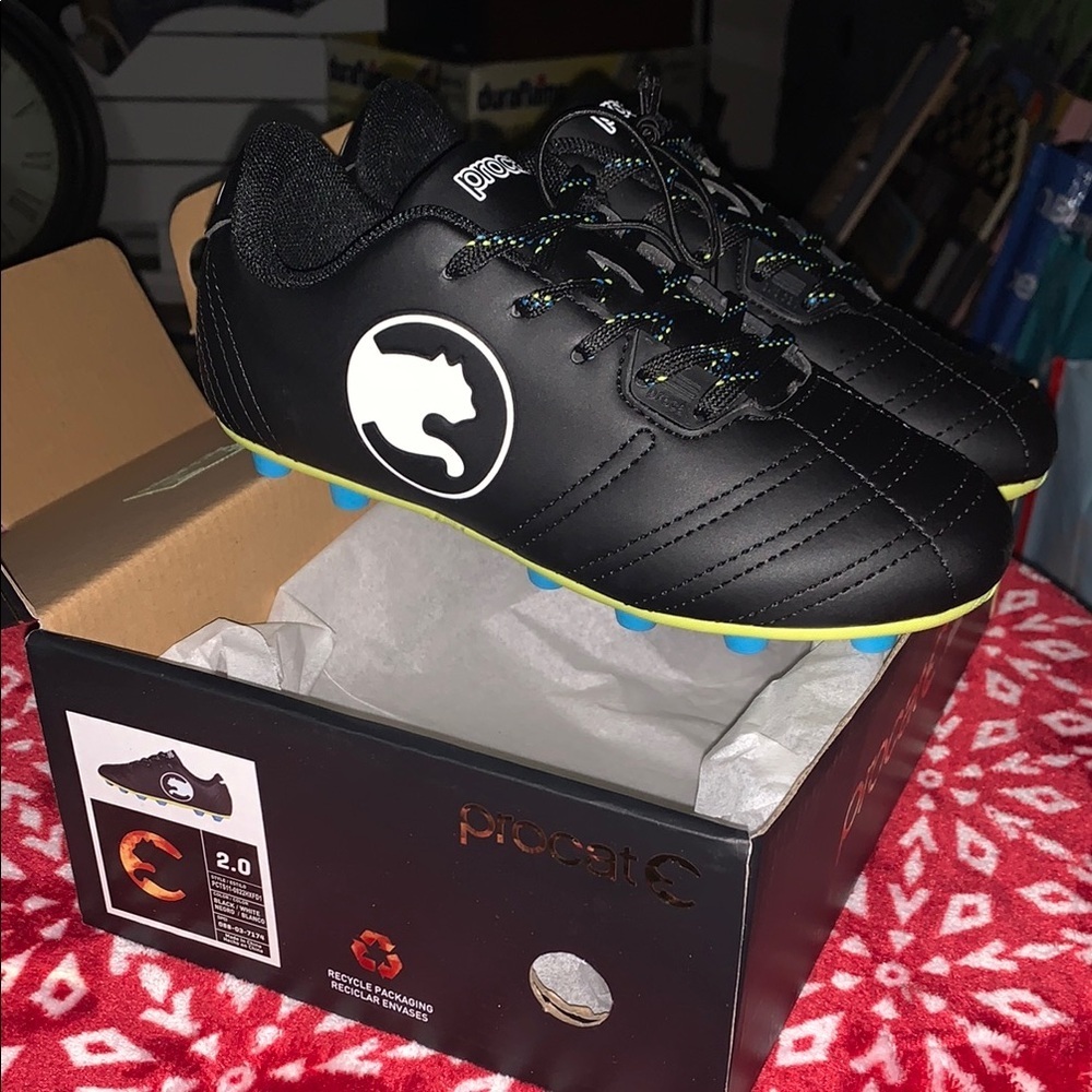 Soccer Shoes -Puma Black Sneakers